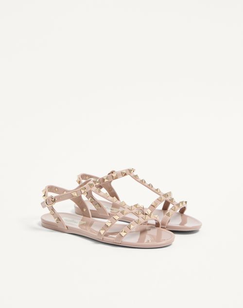 Valentino Garavani - Rockstud Flat Rubber Sandals - Poudre - Woman - Sandals